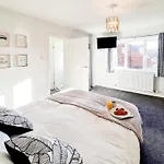 בית נופש Bensons Gem