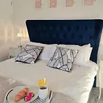 בית נופש Bensons Gem