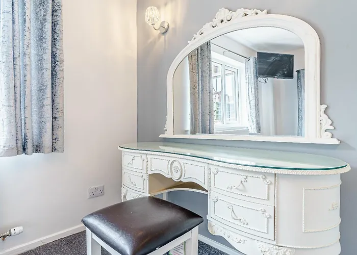 Bensons Gem * Whitby